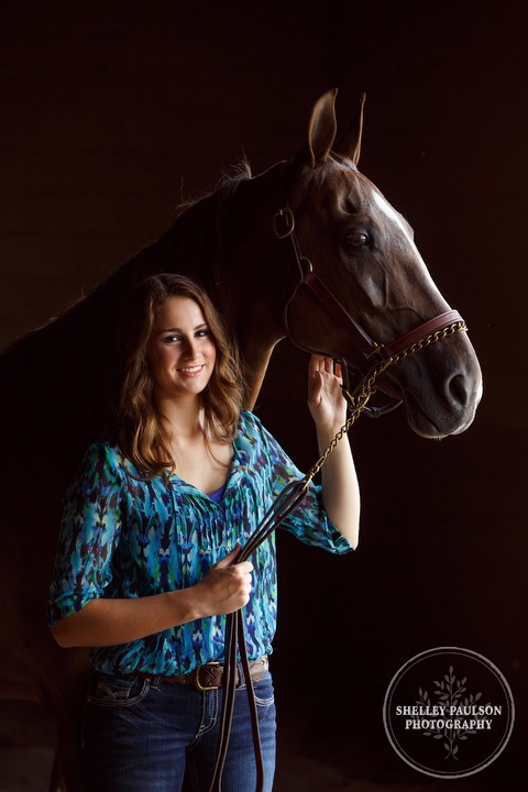 minnesota-senior-photographer-horse-01.JPG