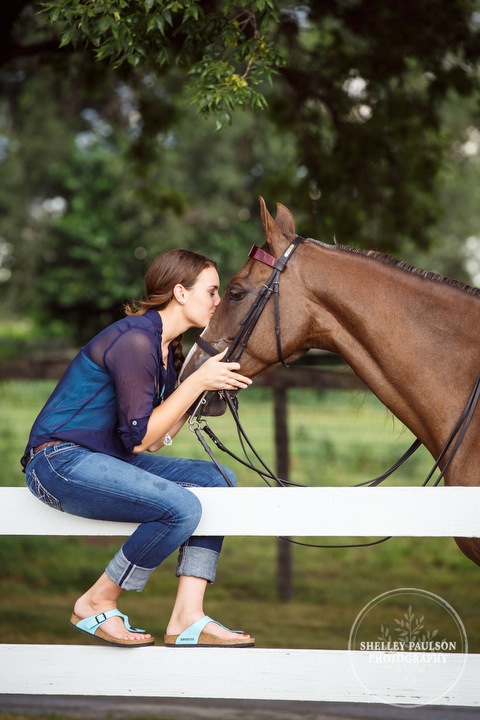 minnesota-senior-photographer-horse-09.JPG