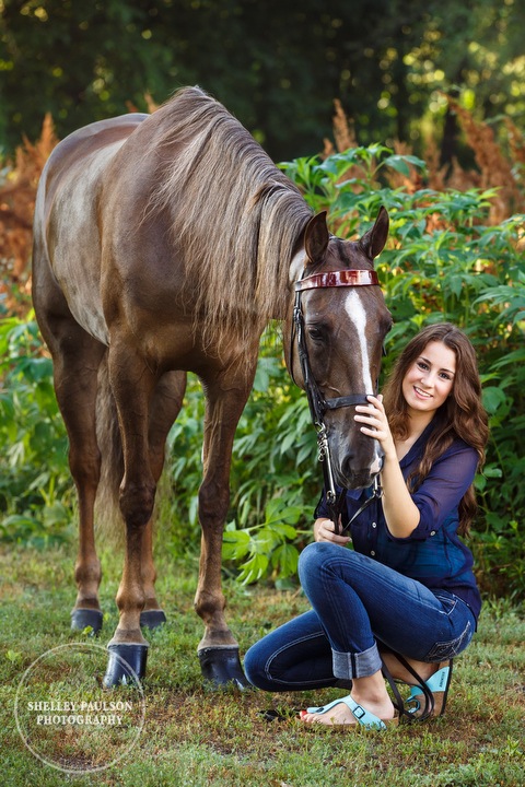 minnesota-senior-photographer-horse-16.JPG