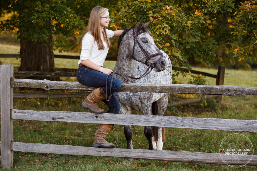 equestrian-senior-photos-10.JPG