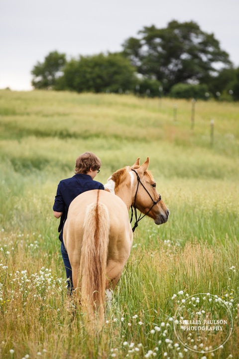 senior-girl-with-horse-10.JPG