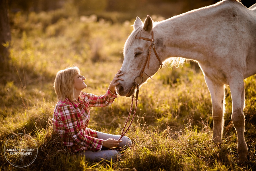 Rachel and Sahra, an Equine Remember Session