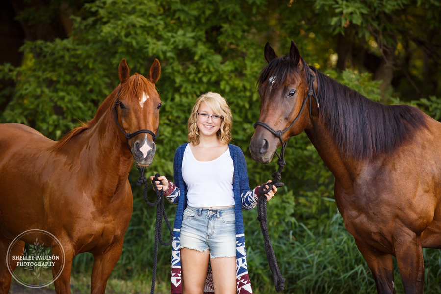 Greta and her horses Lulu and Ricky