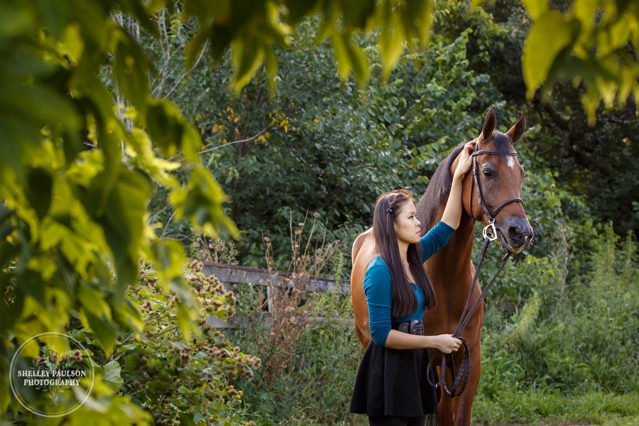 Olivia’s Senior Photos with her Horse Denali