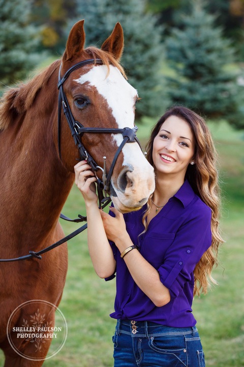 paint-horse-senior-portraits-12.JPG