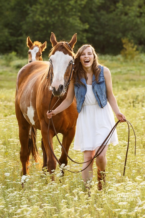 minnesota-senior-with-horse-06.JPG