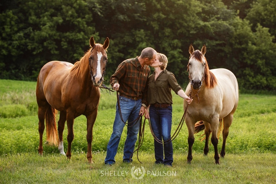 family-photos-with-horses-02.JPG