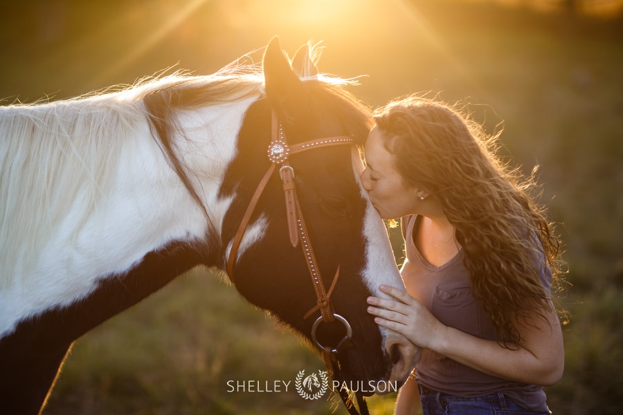 Molly’s Senior Photos with her Horse Lacey