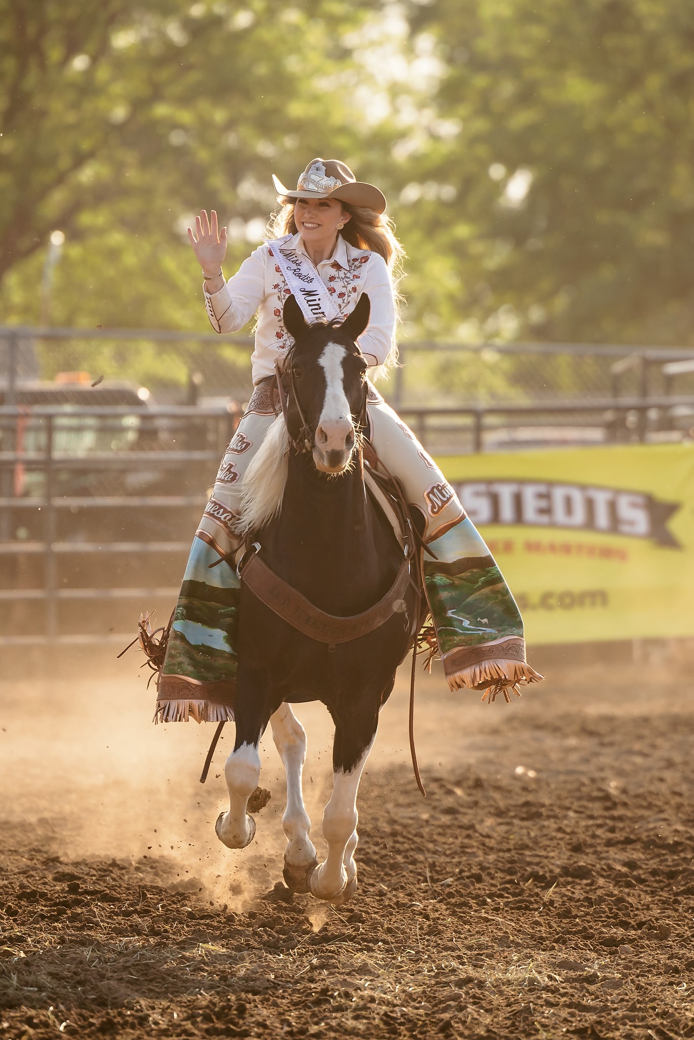 Rodeo in a Small Town Photographs from the Waconia Rodeo Shelley